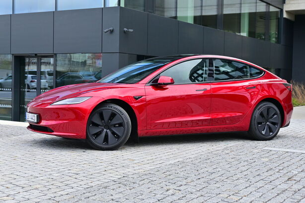 Tesla Model 3 (facelift 2023)