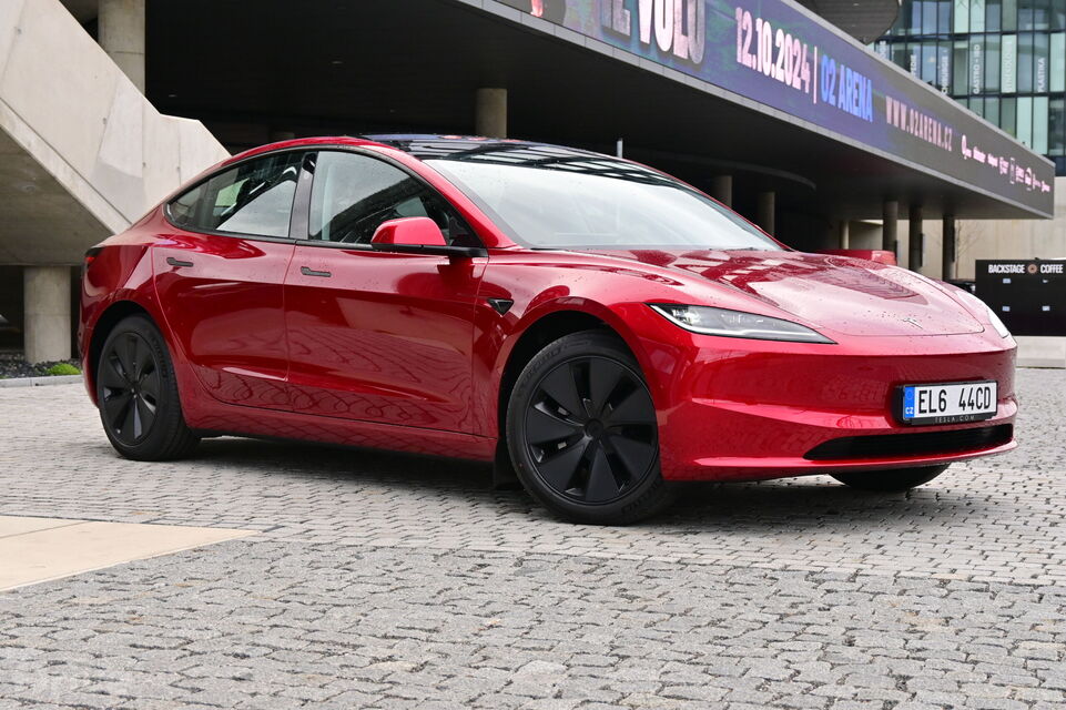 Tesla Model 3 (facelift 2023)