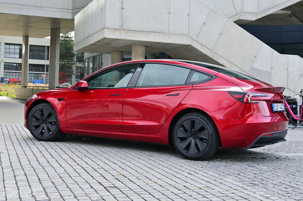 Tesla Model 3 (facelift 2023)