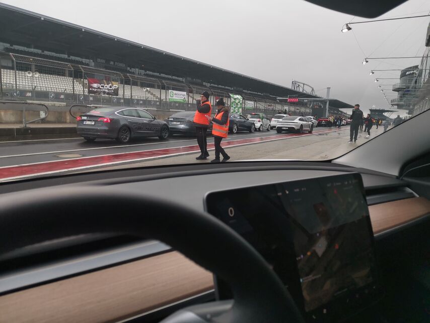 Tesla Model 3 Long Range