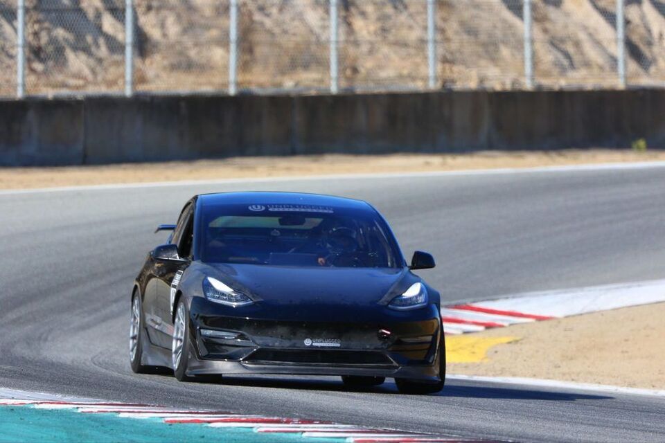 Tesla Model 3 Performance