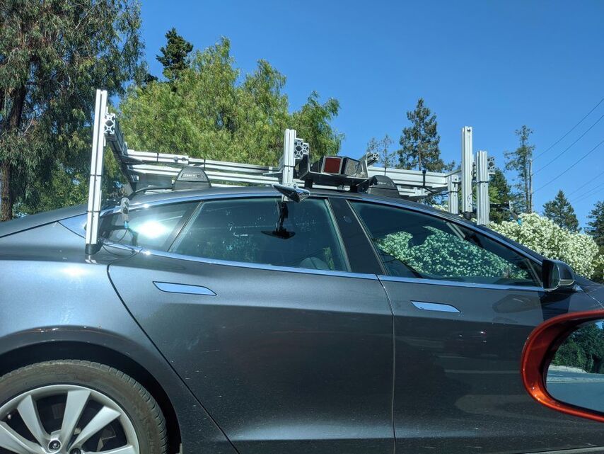 Tesla Model S - autopilot