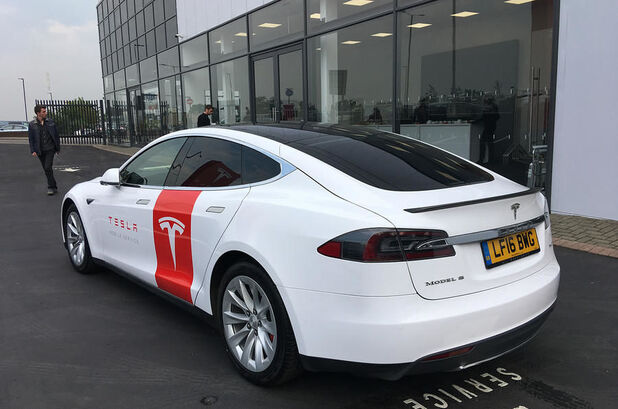 Tesla Model S (2012)