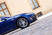 Tesla Model S (2012)