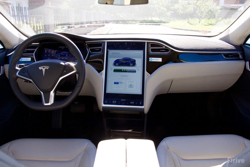 Tesla Model S (2012)
