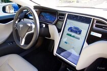 Tesla Model S (2012)