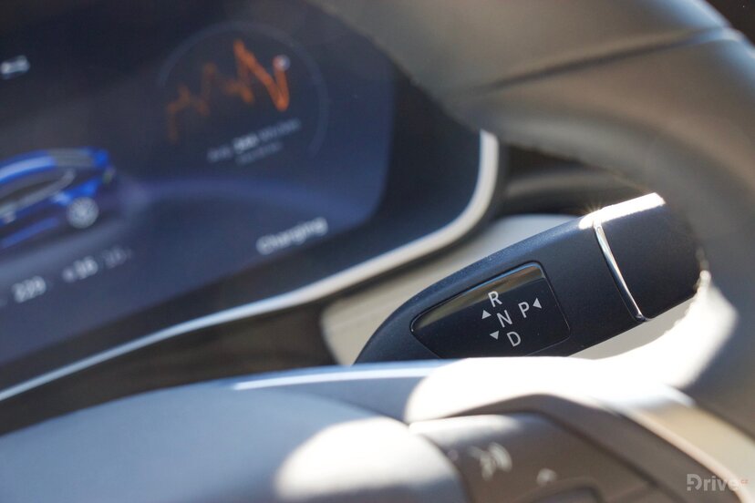 Tesla Model S (2012)