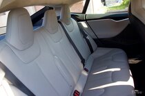 Tesla Model S (2012)