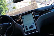 Tesla Model S (2012)