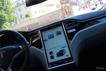 Tesla Model S (2012)