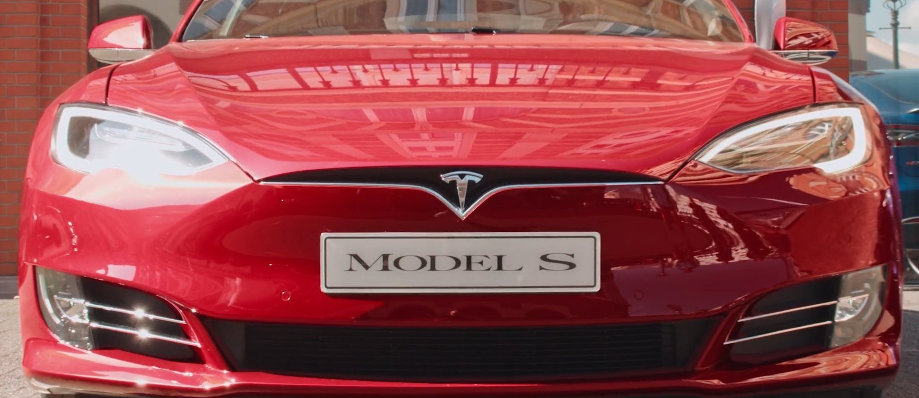Tesla Model S (2012)