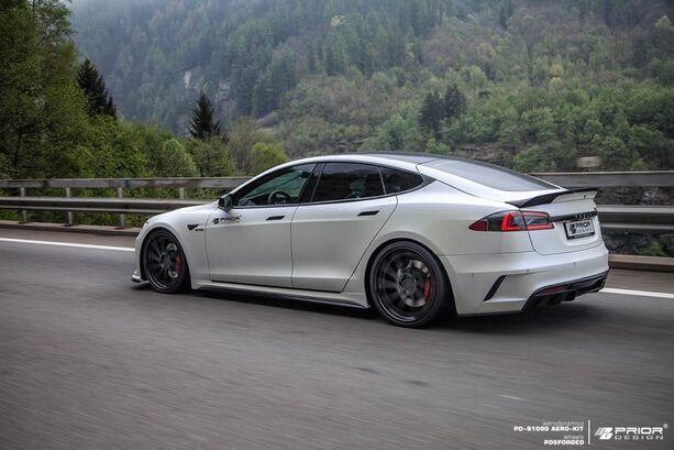Tesla Model S (2012) Prior Design