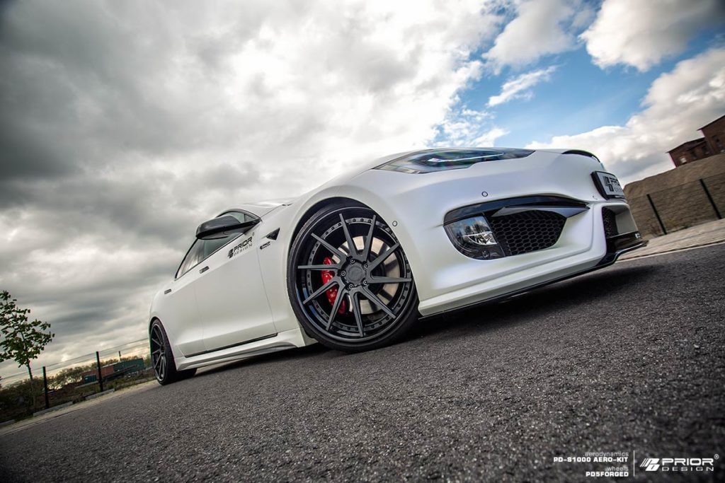 Tesla Model S (2012) Prior Design