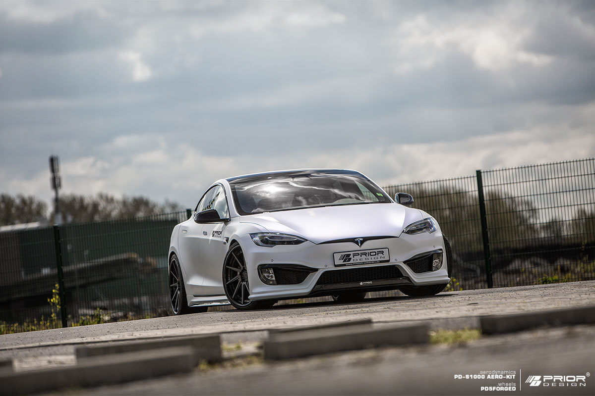 Tesla Model S (2012) Prior Design