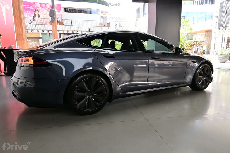 Tesla Model S (2021)