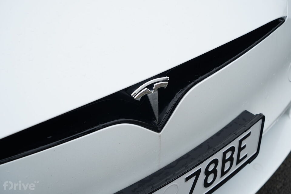 Tesla Model S (2021)