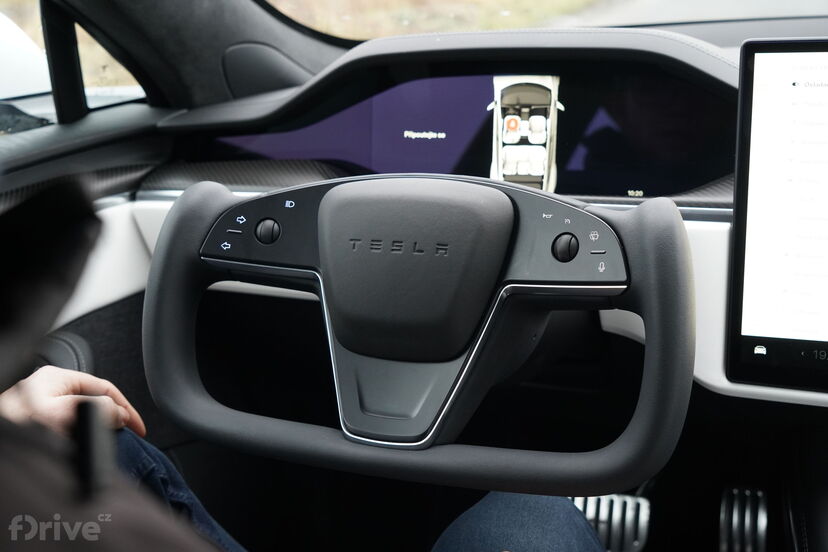 Tesla Model S (2021)