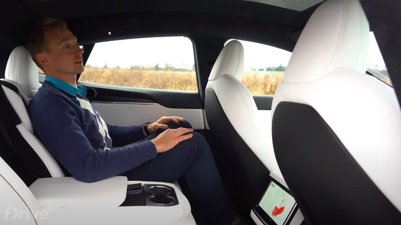 Tesla Model S (2021)