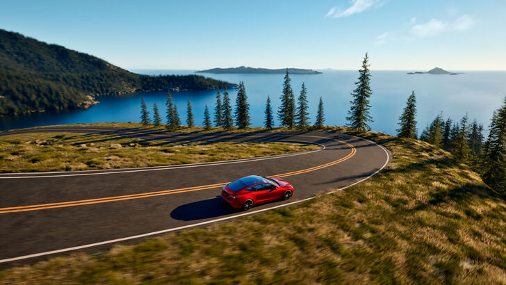 Tesla Model S (2025)