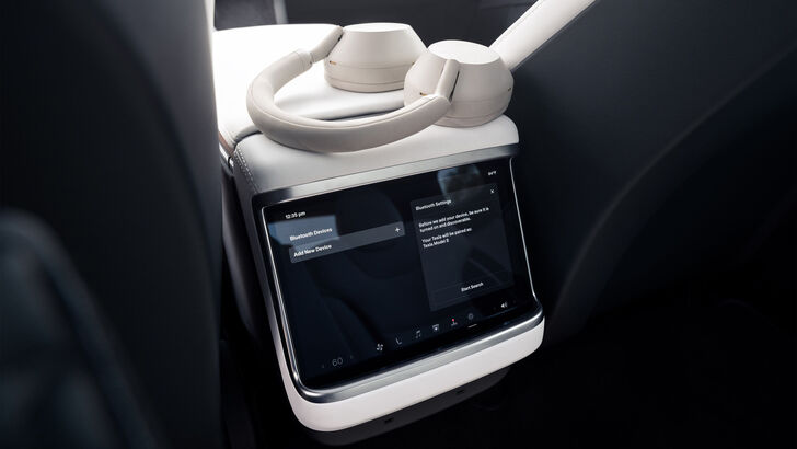 Tesla Model S (2025)