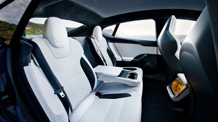 Tesla Model S (2025)