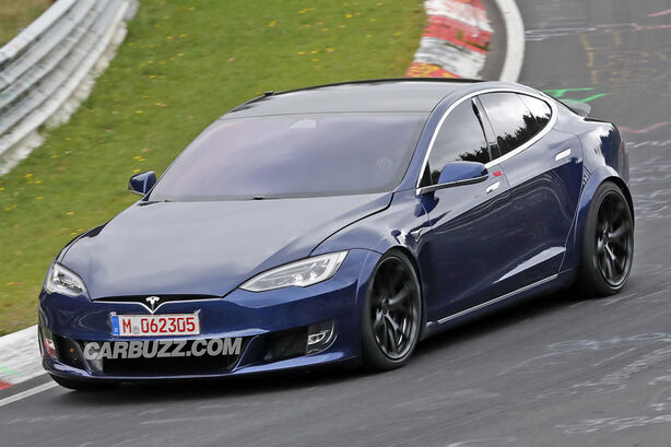 Tesla Model S prototyp