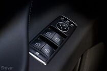 Tesla Model X (2016)