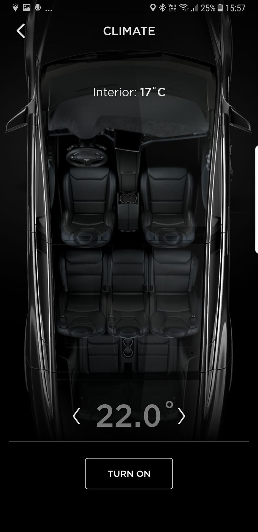 Tesla Model X (2016)