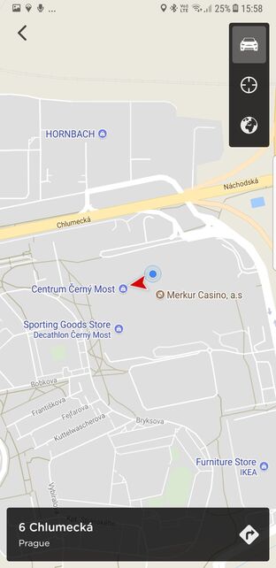 Tesla Model X (2016)