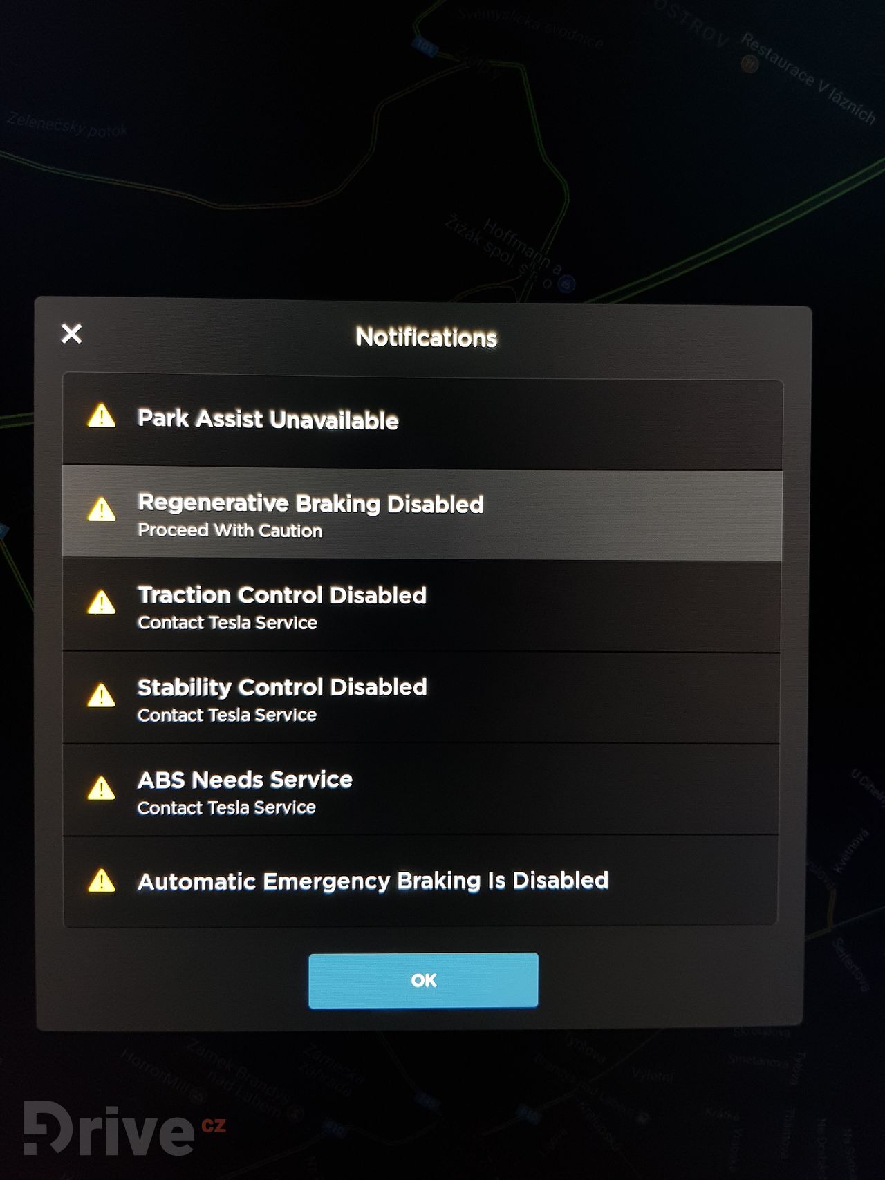 Tesla Model X (2016)