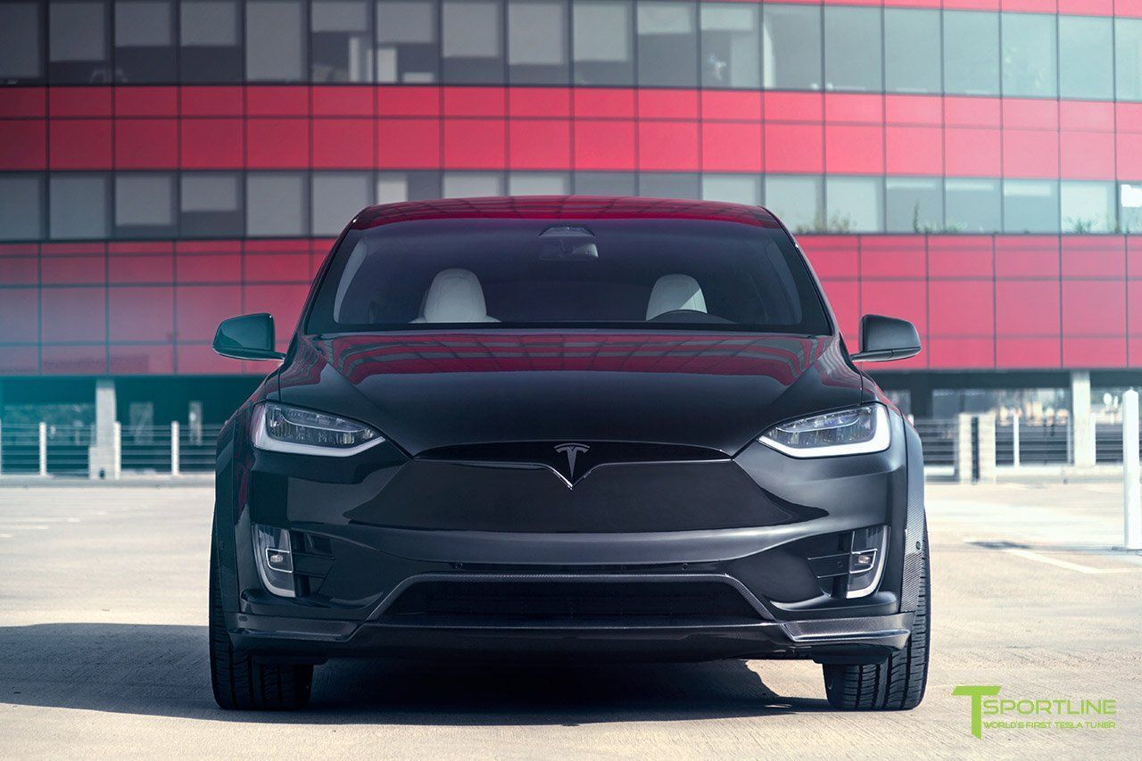 Tesla Model X (2016)