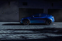 Tesla Model X (2016)