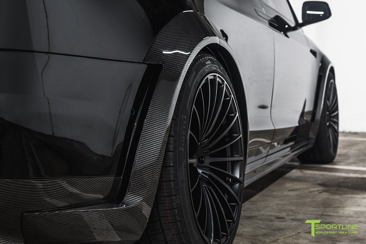 Tesla Model X (2016)