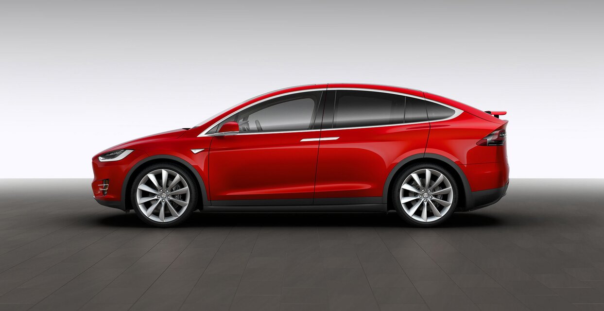 Tesla Model X (2016)