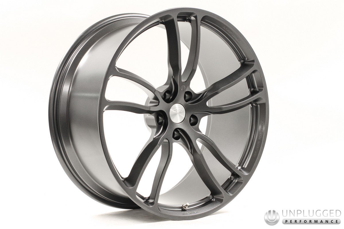 Tesla Model X (2016)