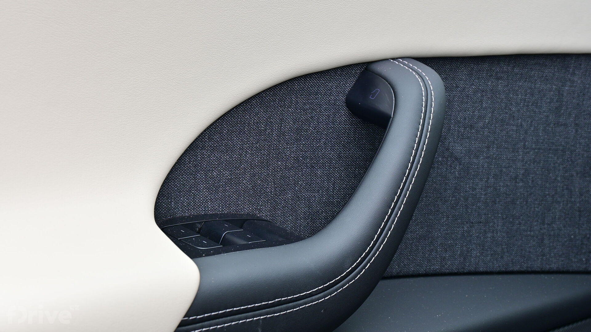 Tesla Model X (2021)