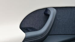 Tesla Model X (2021)