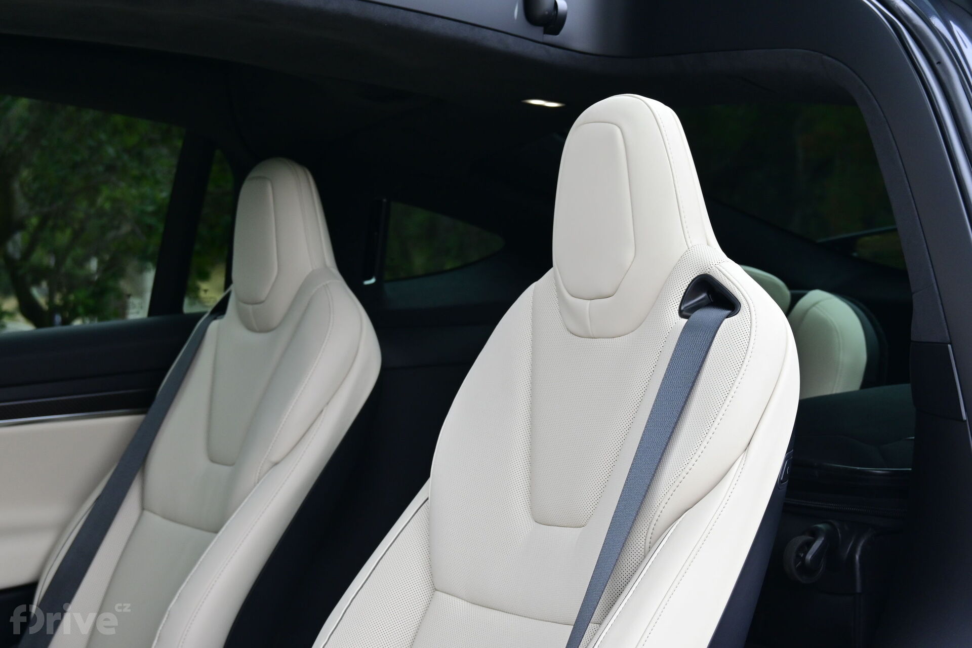 Tesla Model X (2021)