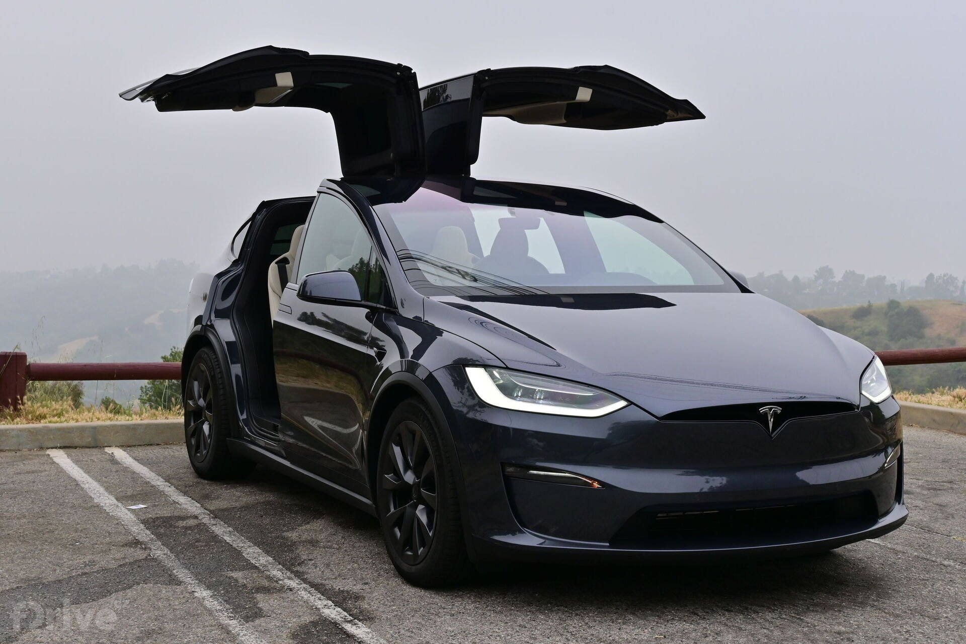 Tesla Model X (2021)