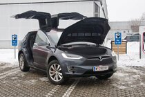 Tesla Model X P90D (2016)