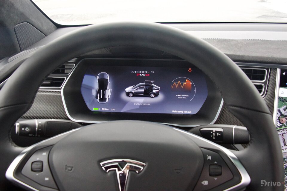 Tesla Model X P90D (2016)