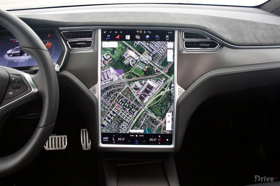 Tesla Model X P90D (2016)