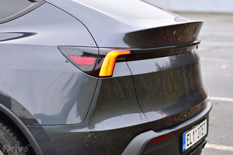 Tesla Model Y facelift (2025)