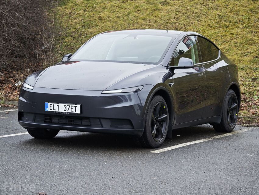 Tesla Model Y facelift (2025)