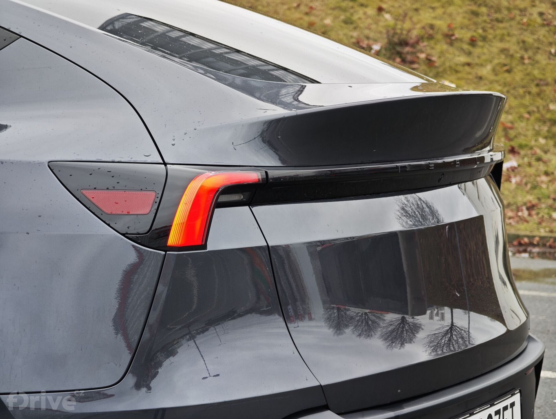 Tesla Model Y facelift (2025)