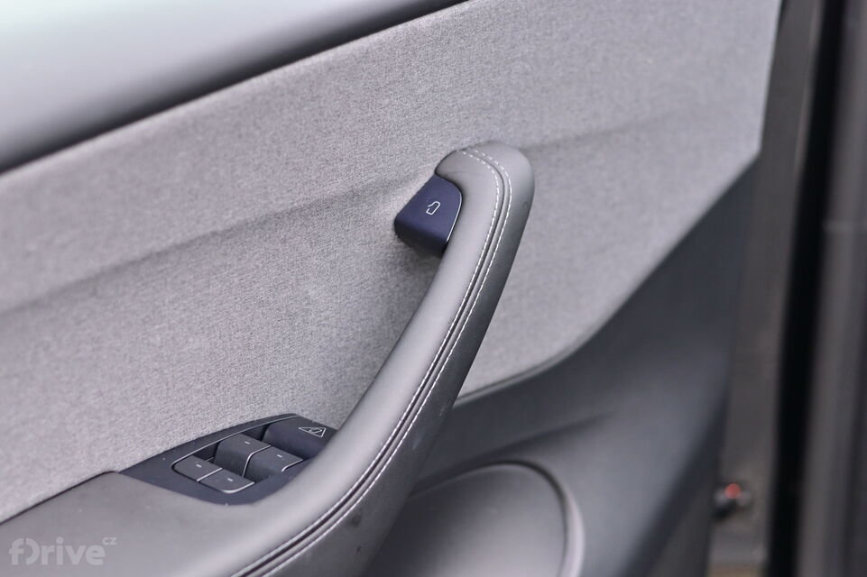 Tesla Model Y facelift (2025)