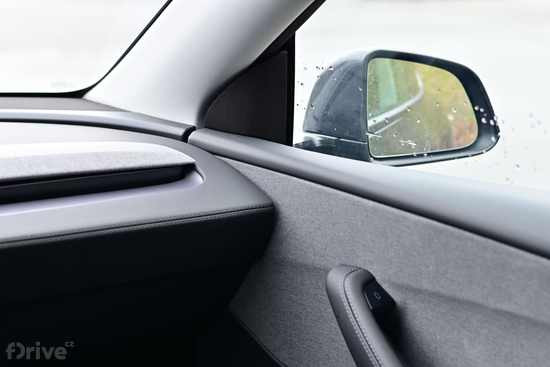 Tesla Model Y facelift (2025)