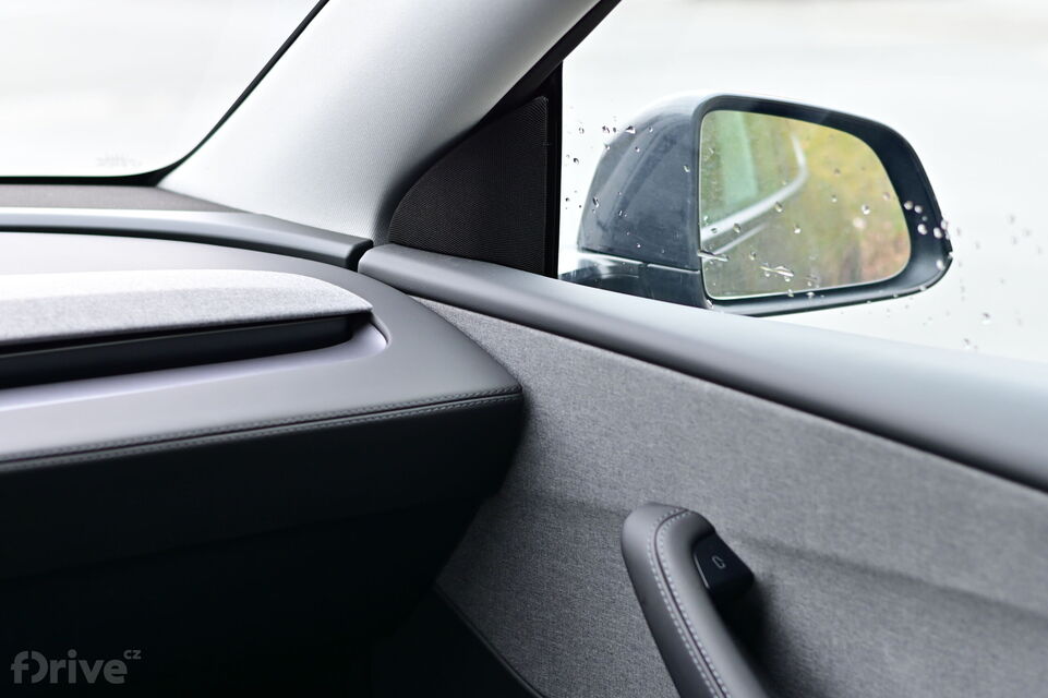 Tesla Model Y facelift (2025)