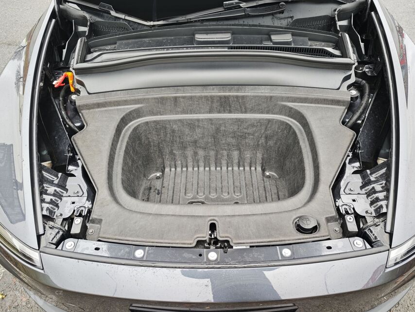 Tesla Model Y facelift (2025)