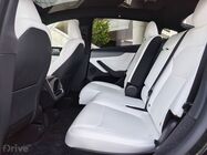 Tesla Model Y facelift (2025)